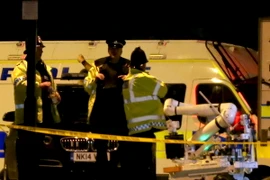 [Video] Cảnh sát Anh điều tra vụ nổ tại Manchester theo hướng khủng bố