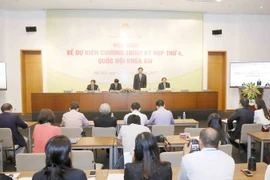  Quang cảnh buổi họp báo về dự kiến chương trình kỳ họp thứ 4, Quốc hội khóa XIV . (Ảnh: Phương Hoa/TTXVN)