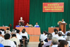 Quang cảnh buổi tiếp xúc cử tri. (Ảnh: Sỹ Tuyên/TTXVN)