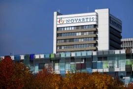 Một tòa nhà của Tập đoàn dược phẩm Novartis ở Basel, Thụy Sĩ. (Nguồn: AFP/TTXVN)