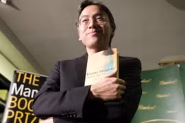 Tiểu thuyết gia Kazuo Ishiguro. (Nguồn: AFP/TTXVN)