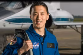 [Video] Hai người gốc Á trúng tuyển lớp phi hành gia của NASA