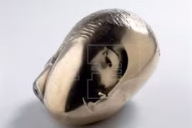Tượng Nàng thơ ngủ của nhà điêu khắc Constantin Brancusi. (Nguồn: efe.com)