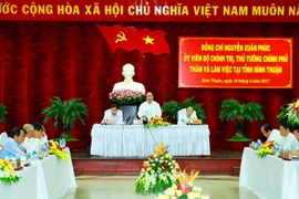 Thủ tướng Nguyễn Xuân Phúc phát biểu kết luận buổi làm việc. (Ảnh: Thống Nhất/TTXVN)