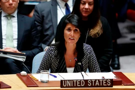 Đại sứ Mỹ tại LHQ Nikki Haley tại phiên họp của Hội đồng Bảo an LHQ ở New York, Mỹ ngày 29/8. (Nguồn: THX/TTXVN)