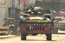 [Video] Philippines: Phiến quân ở Marawi chuẩn bị hứng "mưa bom"