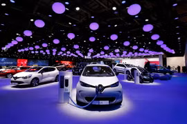 Một mẫu xe của hãng Renault tại triển lãm Motor Châu Âu ở thủ đô Brussels, Bỉ. (Nguồn: THX/TTXVN)