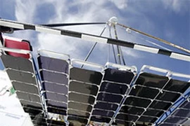 Thang máy vũ trụ mini của nhóm chuyên gia LaserMotive. (Ảnh: AP)