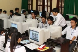 Y tế học đường được là một hoạt động cần thiết cần được đầu tư. (Ảnh: TTXVN)