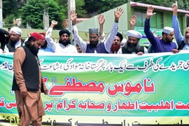 Người dân Pakistan biểu tình phản đối tòa soạn báo Charlie Hebdo. (Nguồn: lapresse.ca)