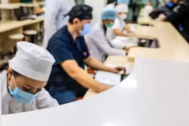 Nhân viên y tế tại Kazakhstan. (Nguồn: inform.kz)