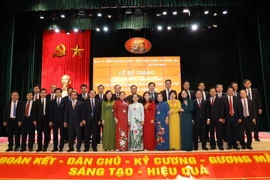 Bế giảng Lớp bồi dưỡng cho cán bộ quy hoạch cấp chiến lược khóa XIII