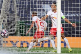 Hình ảnh đáng nhớ trong chiến thắng lịch sử của RB Leipzig
