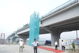 Thông xe kỹ thuật công trình cầu Hòa Bình 3 và đường dẫn