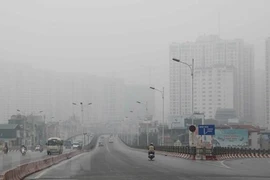 [Video] Nồng độ bụi tăng cao, không khí Hà Nội lại bị ô nhiễm
