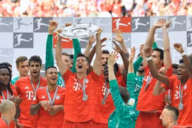 Hình ảnh Bayern vô địch Bundesliga lần thứ 7 liên tiếp và sắp tới là thứ 8. (Nguồn: Getty Images)