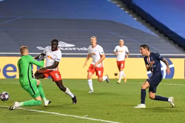 Video cận cảnh PSG đánh bại RB Leipzig, thẳng tiến vào chung kết