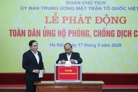 Thủ tướng dự Lễ phát động toàn dân ủng hộ phòng, chống COVID-19