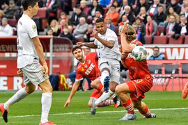 Bayern thắng trận nhưng khiến người hâm mộ phải lo lắng. (Nguồn: AP)