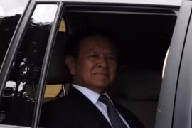 Ông Kem Sokha trước khi gặp Thủ tướng Samdech Hun Sen tại Phnom Penh ngày 14/9. (Nguồn: AFP/TTXVN)