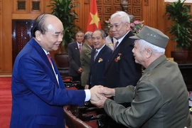 Thủ tướng Nguyễn Xuân Phúc với các đại biểu. (Ảnh: Thống Nhất/TTXVN)
