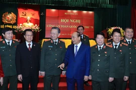 Thủ tướng Nguyễn Xuân Phúc với các đại biểu tham dự hội nghị. (Ảnh: Thống Nhất/TTXVN)