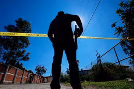 Nhà chức trách Mexico tại khu vực xảy ra vụ việc. (Nguồn: AFP)