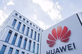 Huawei cho rằng lệnh cấm của FCC ảnh hưởng tới kết nối của khách hàng tại các vùng hẻo lánh ở Mỹ. (Nguồn: Getty Images)
