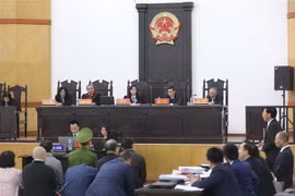 Quang cảnh phiên tòa. (Ảnh: Doãn Tấn/TTXVN)