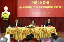 Trưởng Ban Dân vận Trung ương Trương Thị Mai chủ trì hội nghị. (Ảnh: Văn Điệp/TTXVN)