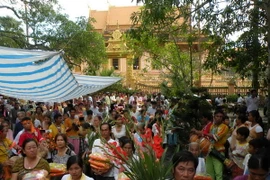 Lễ Kathina đậm nét văn hóa truyền thống của Khmer