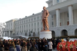 Triều Tiên dọa tấn công "không báo trước" Hàn Quốc