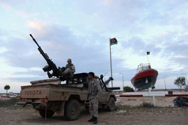 Phiến quân Libya chặn một mỏ dầu nơi tàu treo cờ Triều Tiên vào lấy hàng (Nguồn: Reuters)
