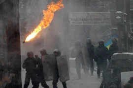 Diễn tiến tình hình chính trị vô cùng bất ổn tại Ukraine