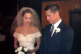 Brad Pitt và Angeline Jolie đã bí mật làm đám cưới ở Pháp