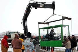 Chôn cả chiếc Harley-Davidson cùng người chết