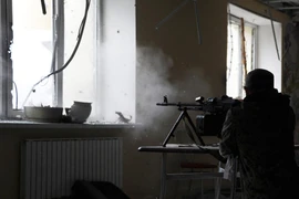 Ukraine: Giao tranh vẫn ác liệt, hai binh sĩ Kiev thiệt mạng