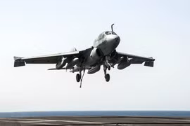 SOHR: Mỹ lần đầu tiên không kích IS tại tỉnh Homs của Syria 