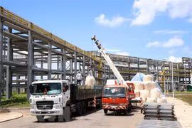 Hiện trường vụ tai nạn. (Ảnh: TTXVN phát)