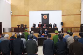 Quang cảnh tòa tuyên án. (Ảnh: Doãn Tấn/TTXVN)