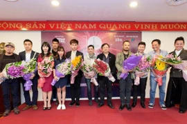 [News Game] Ai xứng đáng giành giải thưởng Cống hiến 2015?