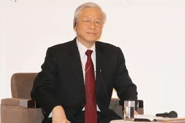 Tổng Bí thư Nguyễn Phú Trọng nói chuyện, trao đổi với đại diện các tầng lớp xã hội Nhật Bản. (Ảnh: Trí Dũng/TTXVN)