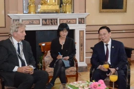 Chủ tịch Ủy ban Nhân dân thành phố Hà Nội Nguyễn Thế Thảo trong buổi làm việc với phía Hà Lan. (Ảnh: Vietnam+)