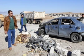 Hiện trường vụ đánh bom xe liều chết ở Dibis, tỉnh Kirkuk, Iraq ngày 4/11. (Nguồn: THX/TTXVN)