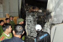 Hiện trường vụ cháy. (Ảnh: Công Tường/TTXVN)