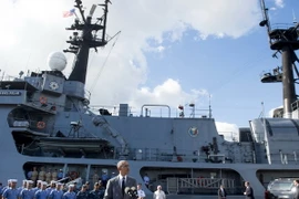 Tổng thống Obama phát biểu trong chuyến thăm soái hạm BRP Gregorio del Pilar. (Nguồn: AFP/TTXVN)