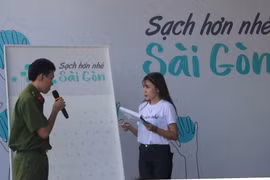 Chương trình truyền thông về vệ sinh môi trường chủ đề 'Sạch hơn nhé Sài Gòn.' (Ảnh: Xuân Dự/TTXVN)