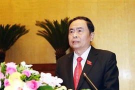 Chủ tịch Ủy ban Trung ương Mặt trận Tổ quốc Việt Nam Trần Thanh Mẫn trình bày Báo cáo tổng hợp ý kiến, kiến nghị của cử tri. (Ảnh: Nguyễn Dân/TTXVN)