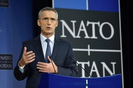 Tổng Thư ký NATO Jens Stoltenberg phát biểu trong cuộc họp báo tại Brussels, Bỉ ngày 9/11. (Nguồn: AFP/TTXVN)