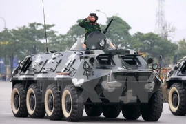Xe bộ binh bánh lốp (BTR-60PB) của Bộ Tư lệnh Thủ đô. (Ảnh: Doãn Tấn/TTXVN)
